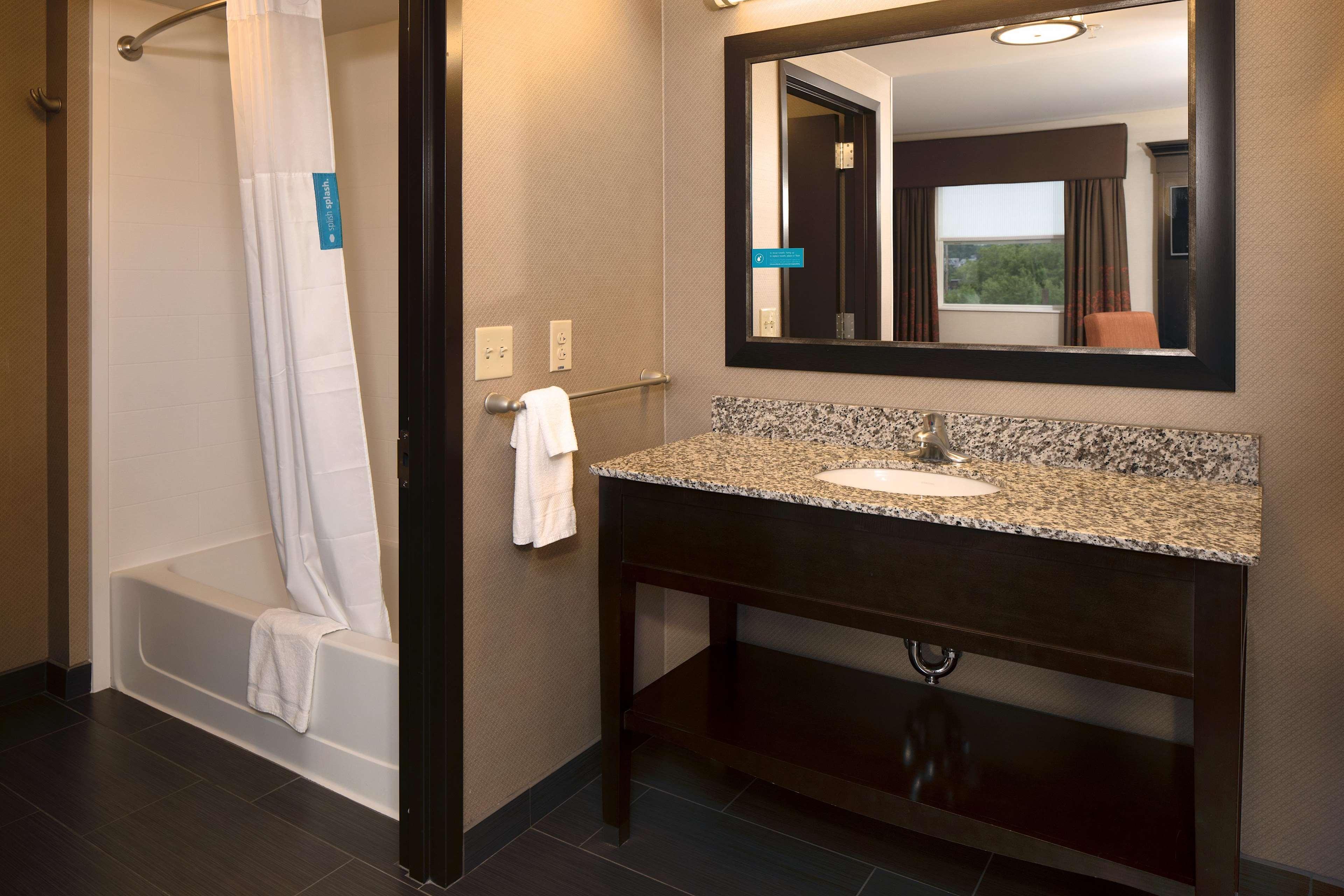 Hampton Inn Lewiston-Auburn Dış mekan fotoğraf